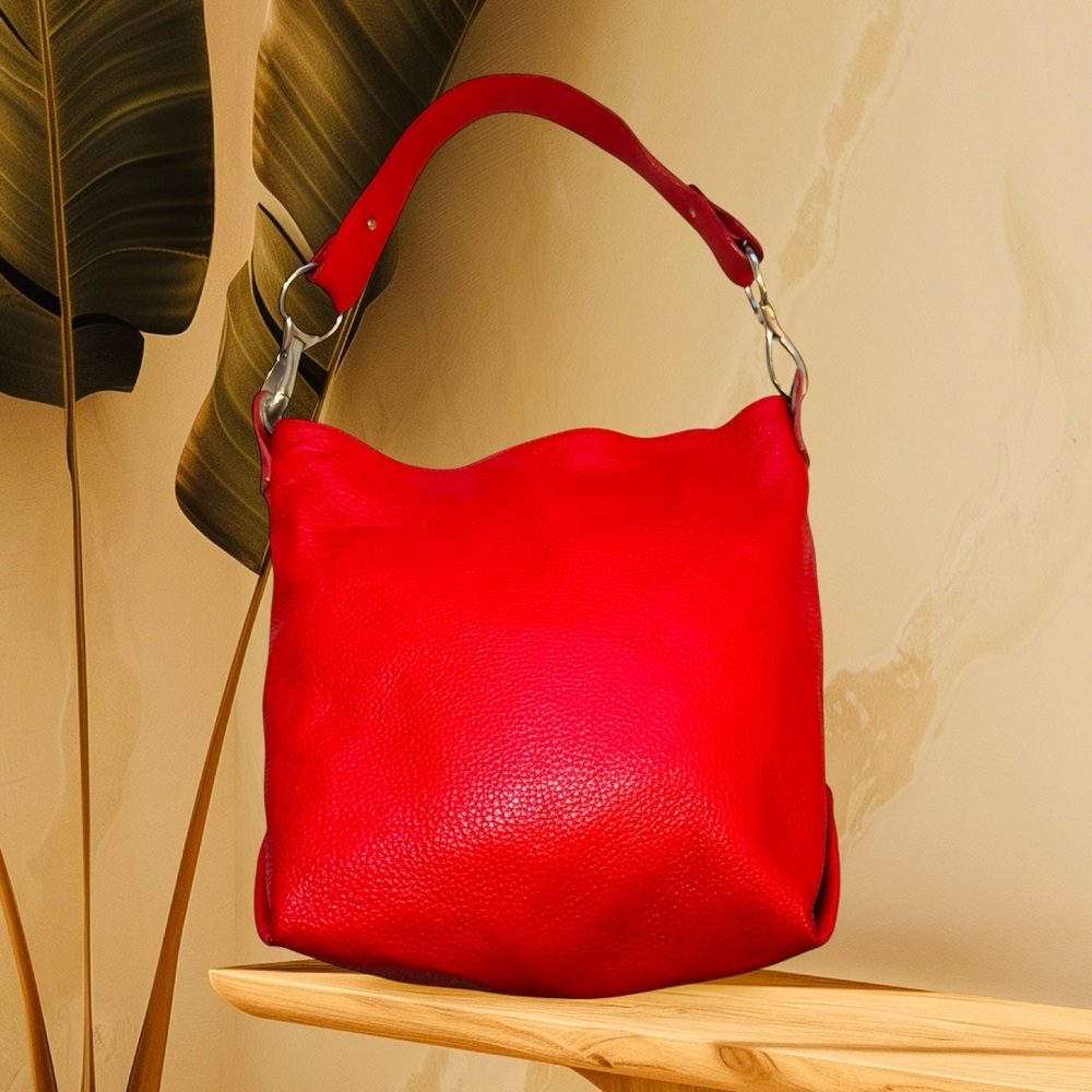 Cuoieria Fiorentina vintage red pebble Elegant Leather Handbag